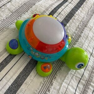 Musical turtle toy bilingual